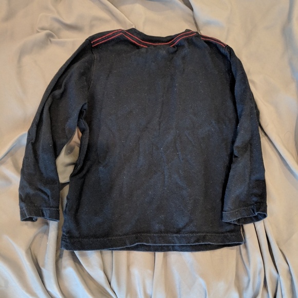 Baby Gap long sleeve firetruck tee size 2T - Picture 3 of 3